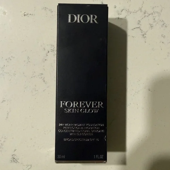 Dior Forever Skin Glow 24H Radiant Foundation High Perfection-4,5N Neutral/Glow - Picture 4 of 7
